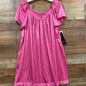 New With Tags Vanity Fair Pink Gown Size 2XL